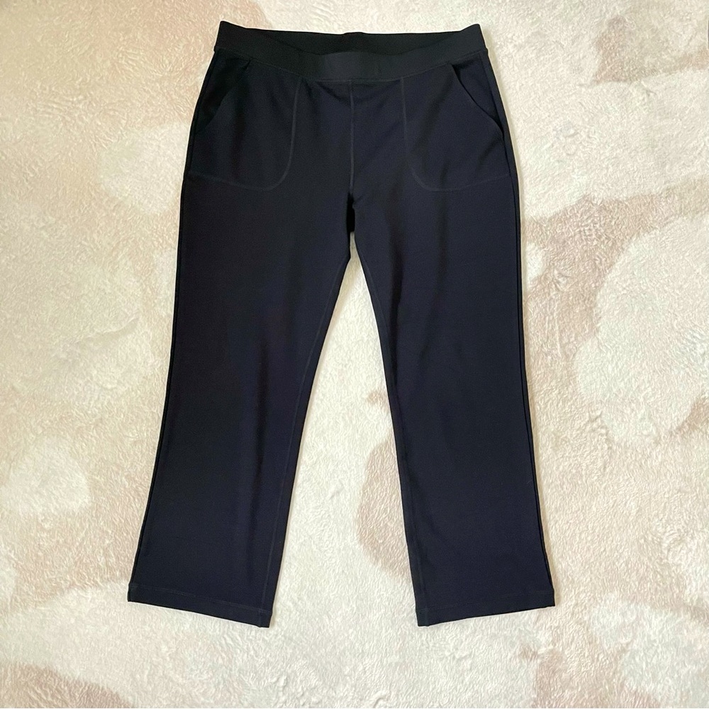 Fabletics Cropped Capri leggings Kate Hudson Suri Micro flare
